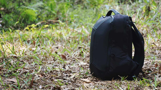 Nylo﻿n vs. P﻿olyester: Which One is Better f﻿or﻿ a Backpack? 